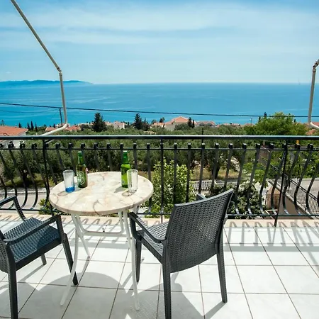 Apartmanhotel Madison Vlaháta
