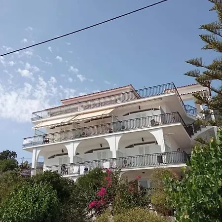 Ξενοδοχείο με διαμερίσματα Venus Studios