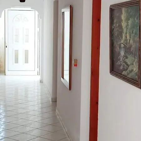 Venus Studios 3*